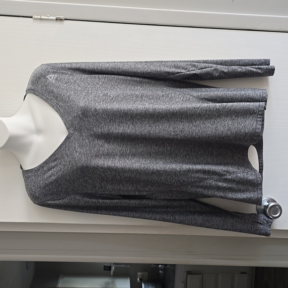Reebok Tops - Reebok Gray Long Sleeve Top